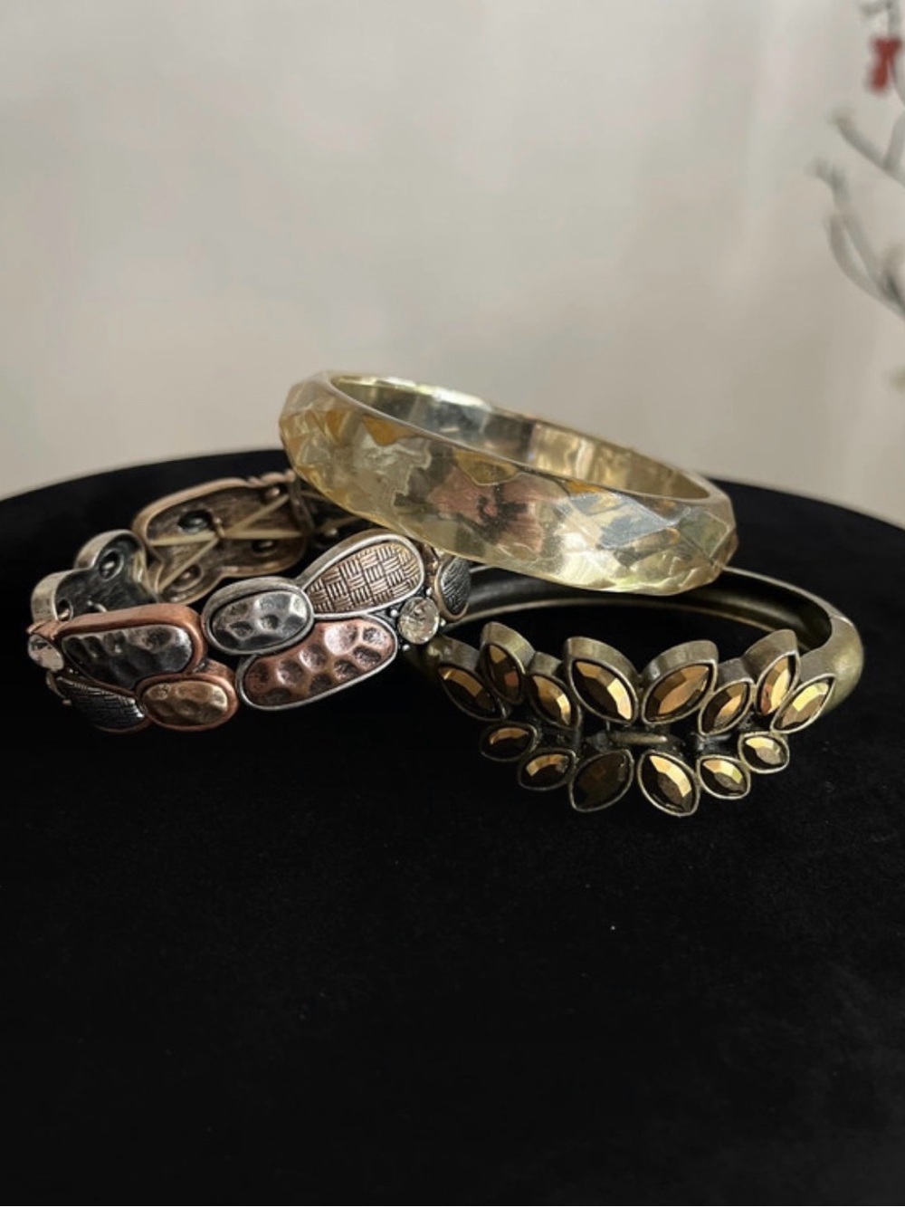 Bracelet bangle,hinge, stretch, bundle women's jewelry accessories lot of 3